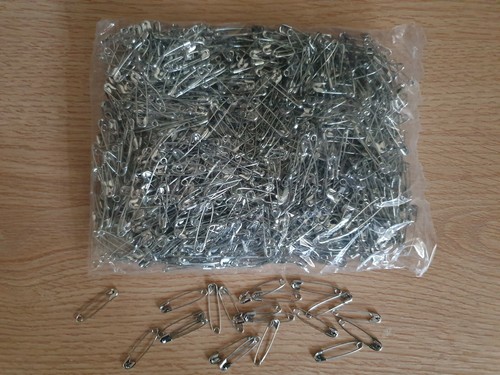 28mm safety pins running - 28mm,