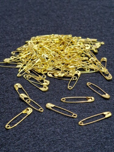Mini safety pins golden - pins,